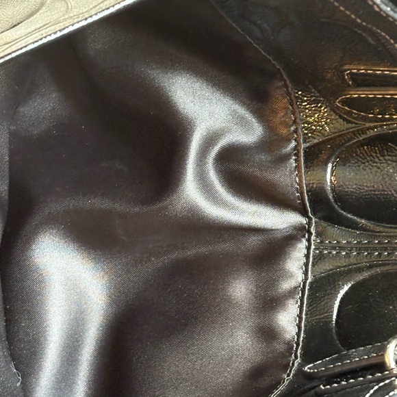 Coach Black Shoulder Bag with Embossed Pattern - Picture 14 of 15